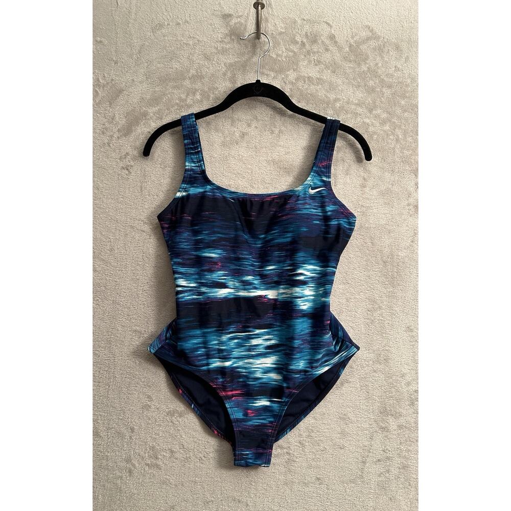 Nike Swim Women's Blue Pink White Blur U-Back One Piece Swimsuit Size M Sporty
